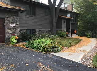 1907 Yorkshire Ave S, Minnetonka, MN 55305