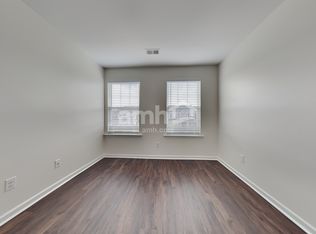 626 Redbud Ln, Summerville, SC 29486