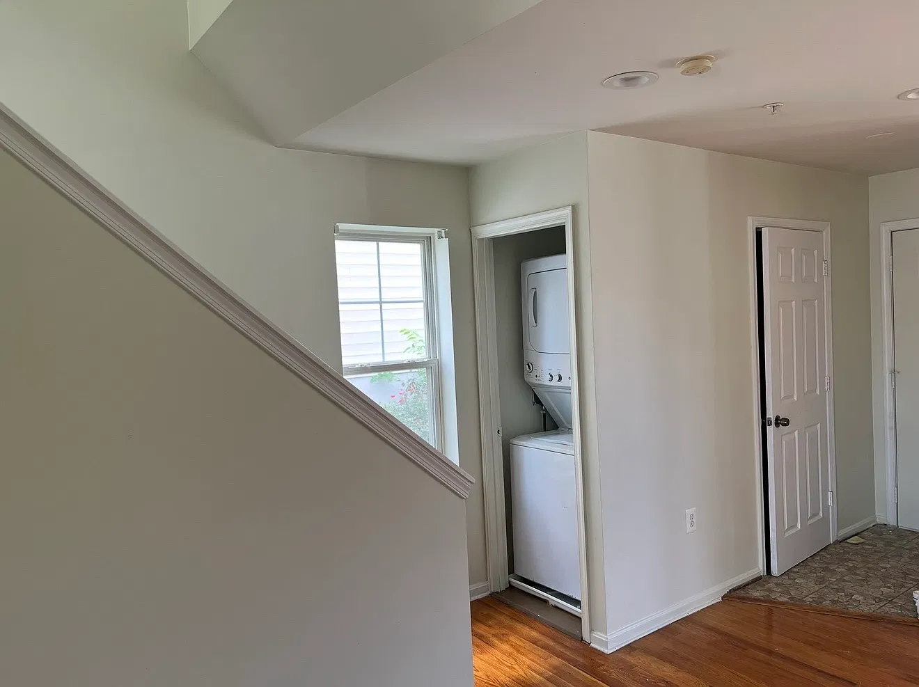 4004 Cole Blvd SE — Photo 4