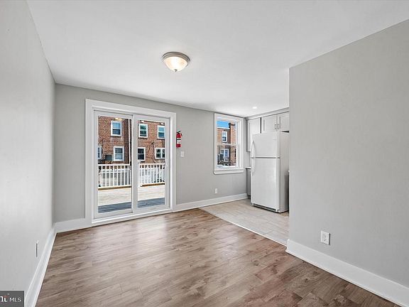 5th image of 306 Pine St