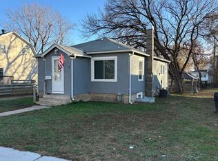 1019 W 7th Ave, Mitchell, SD 57301