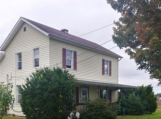 3368 County Line Rd, Madison, OH 44057