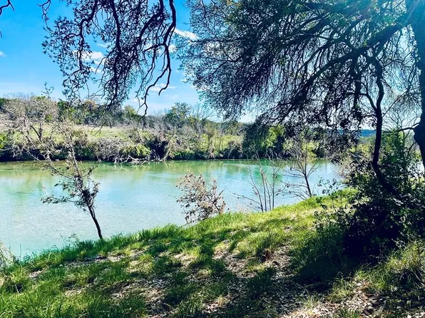 5250 Driftwood Ln, Junction, TX 76849