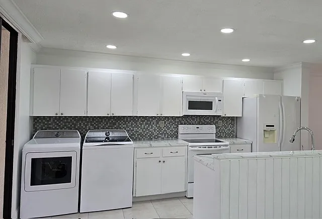 1664 SW 131 Place Cir E — Photo 5