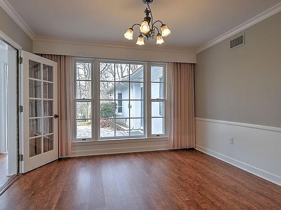 5th image of 4512 Preston Dr