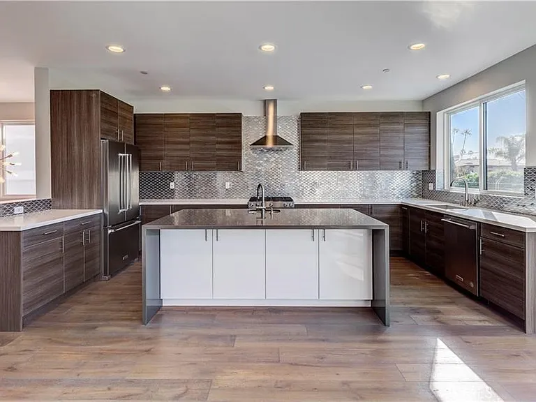 716 N Juanita Ave #A — Photo 29