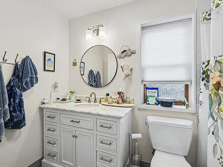 623 Marine St. — Photo 4