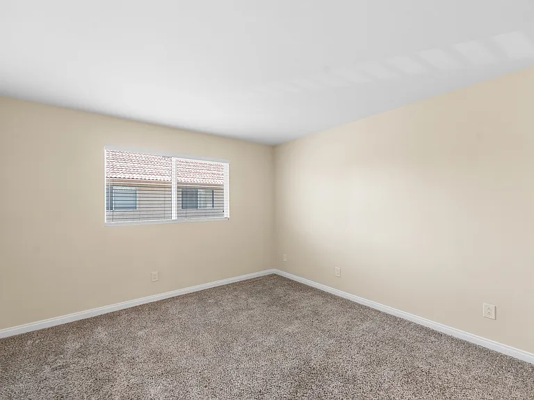 1648 Cactus Dr #D — Photo 20