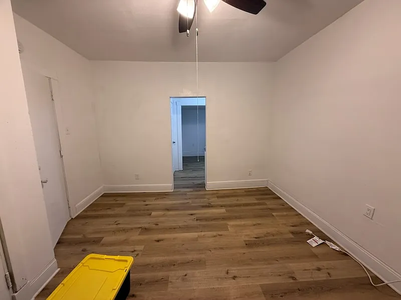 Studio, 400 sqft, $695 — Photo 2