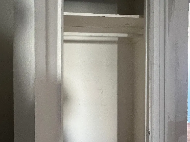 34-50 28th St #5A — Photo 7