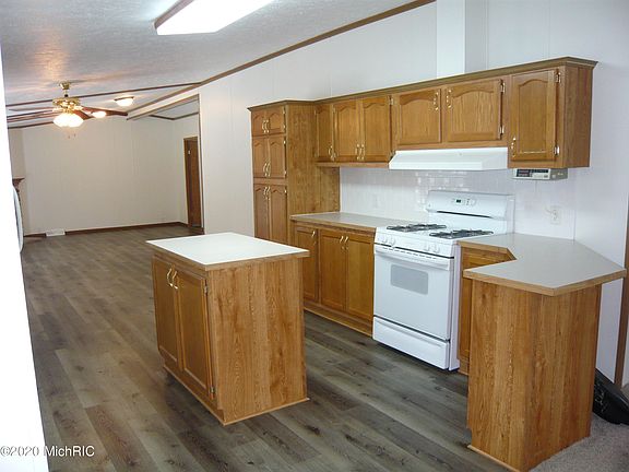 4th image of 4480 Wynnewood Dr