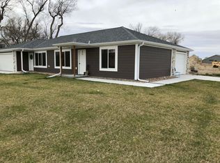 2208 E 34th St, Kearney, NE 68847