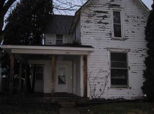 206 E Green St, Frankfort, IN 46041