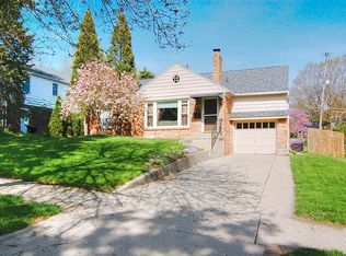 1632 Rosewood Ave SE, Grand Rapids, MI