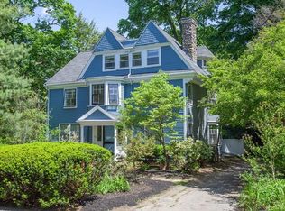 10 Maugus Ave, Wellesley, MA 02481