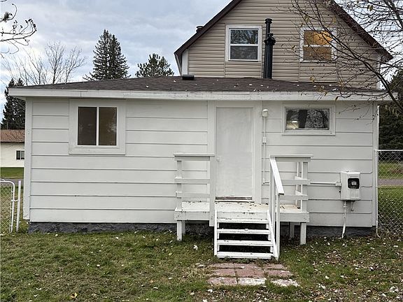 4th image of 108 N 3rd Street