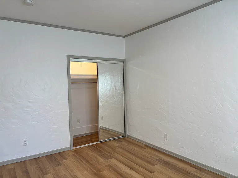 2111 Ashby Ave #2 — Photo 13