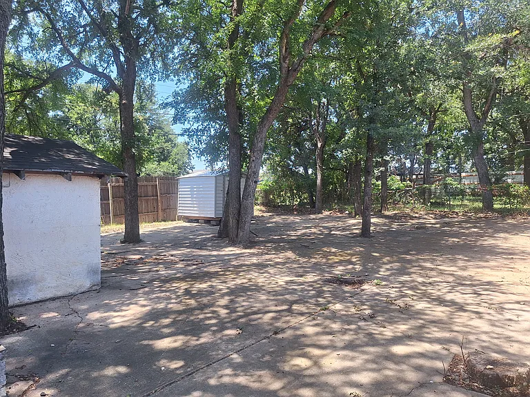 5912 Maceo Ln — Photo 22