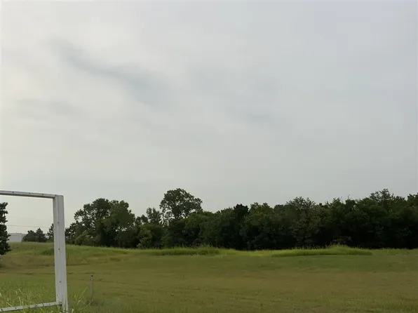 403 E Thomas Ave, Stillwater, OK 74075