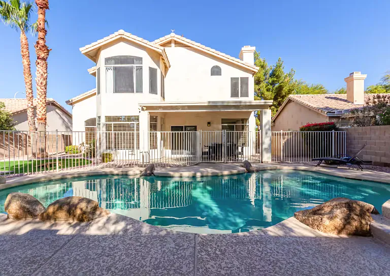 3141 W Laredo St — Photo 37