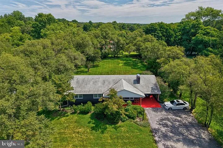 5521 Montgomery Rd