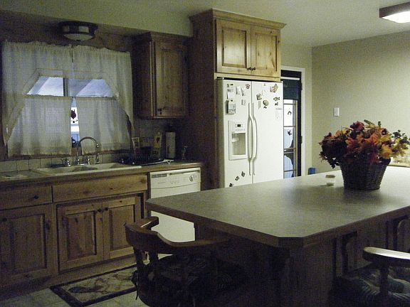 Pwr on the Island - Alder Cabinets