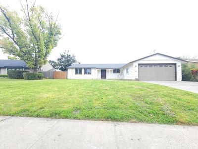 7404 West Pkwy, Sacramento, CA, 95823