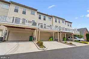 1604 Sebring Ct — Photo 35