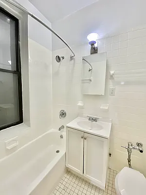 Rented by Waverly Realty Associates | media 29