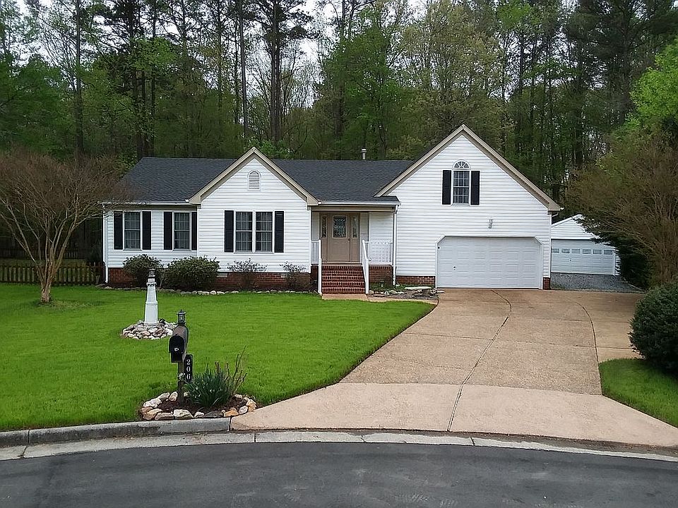 1st image of 206 Zachary Pl