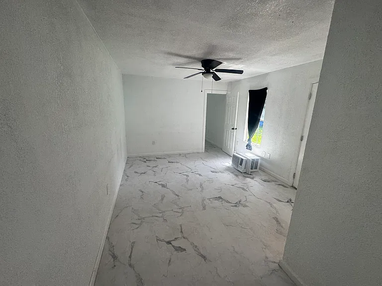 2616 Monterey St #103 — Photo 2