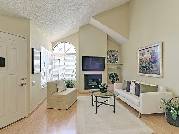 3rd image of 2568 Yerba Bank Ct