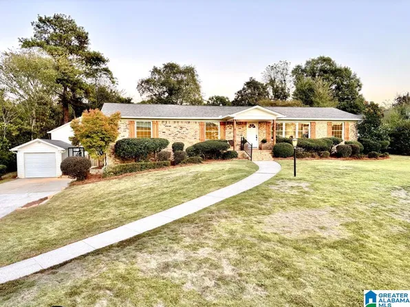 2709 Altadena Lake Rd, Birmingham, AL 35243