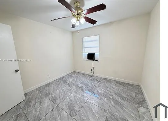 4801 SW 18th St — Photo 8