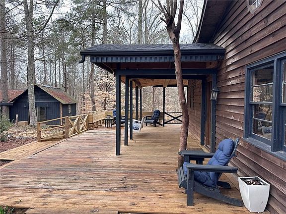 4th image of 203 Ponderosa Rd