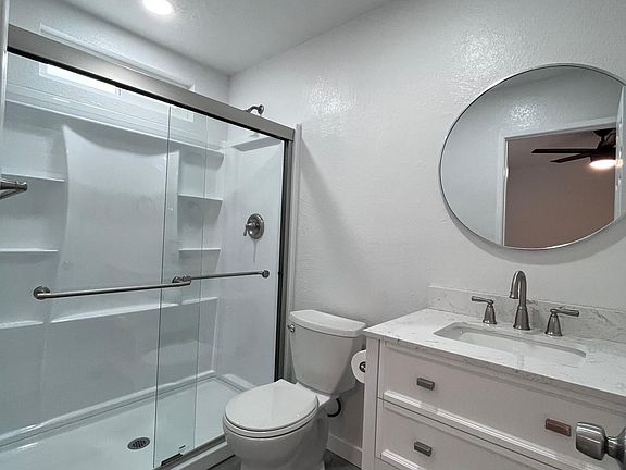 4th image of 114 Avenida Las Brisas APT B