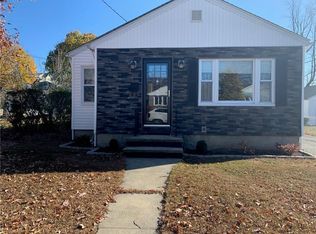 61 Devonshire St, Providence, RI 02908