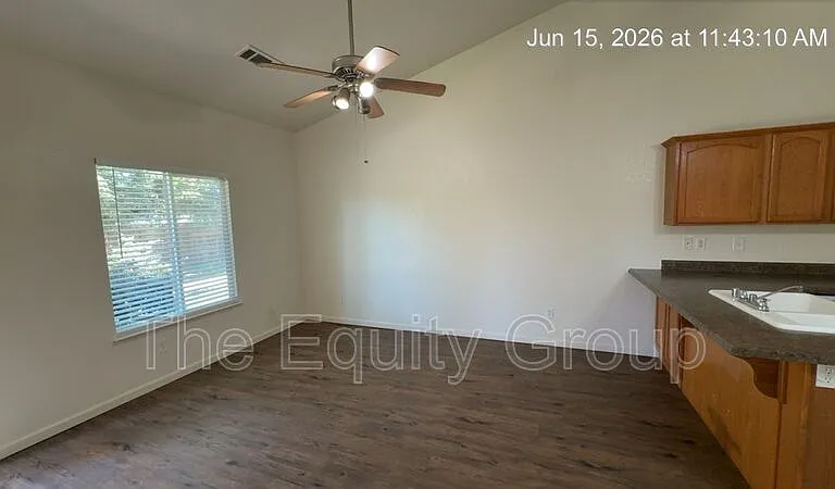 1319 S Crowe St #B — Photo 3