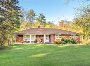 17 Nissen Ln, West Hurley, NY 12491