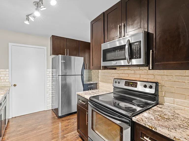 2798 Farmstead Rd SE — Photo 8