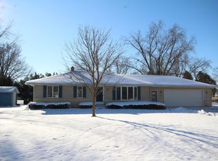 5380 Plantation Ave, Vicksburg, MI 49097