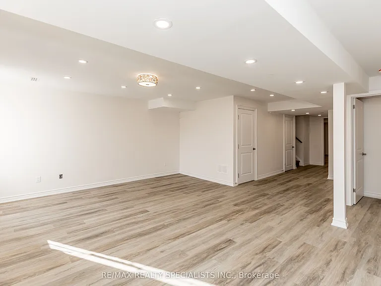 53 Ladder Cres — Photo 12