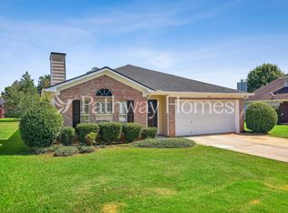 310 Lakeview Trl, Covington, GA 30016