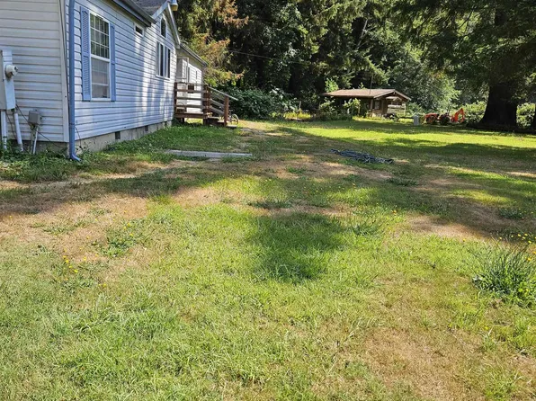 130 Redwood Dr, Klamath, CA 95548