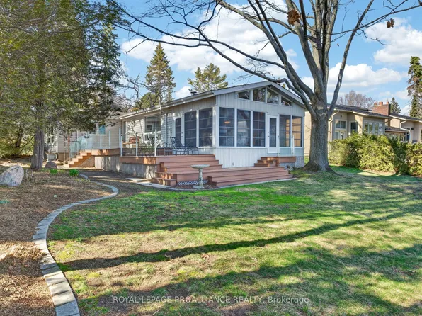 482 Island Rd, Prince Edward County, ON K0K 2T0