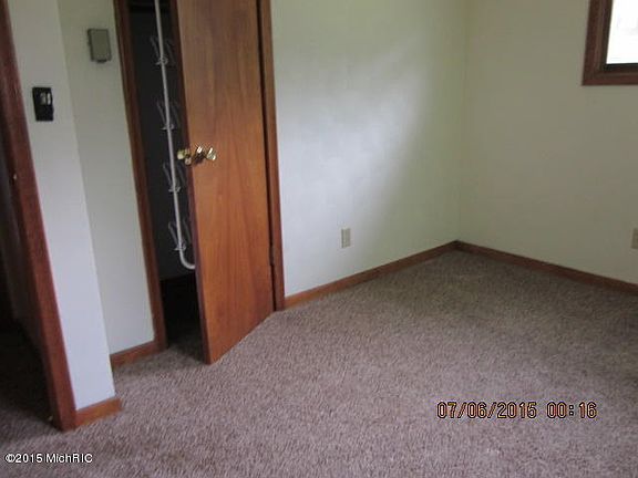 4th image of 32874 County Road 669