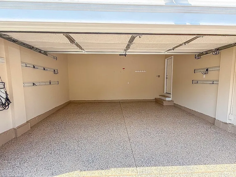 823 S Haines Cir — Photo 5