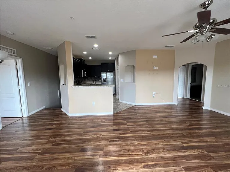 2137 Betsy Ross Ln #2137 — Photo 12