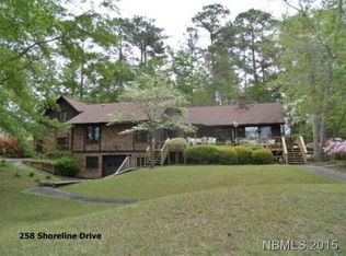 258 Shoreline Dr, New Bern, NC 28562
