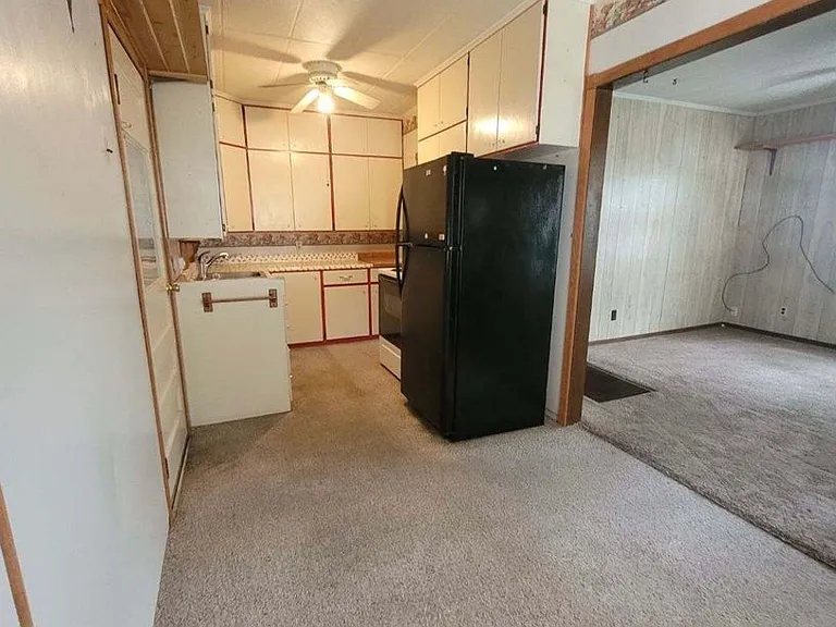 618 S Magnolia St — Photo 5